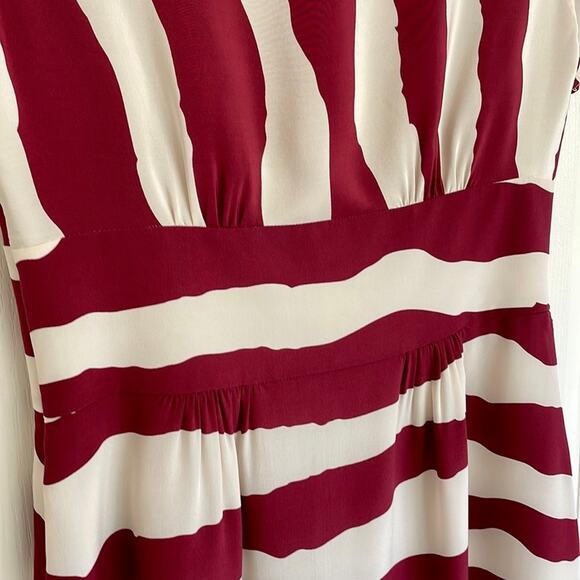 J. Peterman Silk Dress Burgundy Stripe Size 2 - Picture 10 of 10